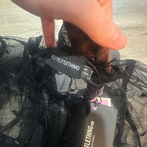 PrettyLittleThing Black Dress with Mock Neck and Bishop Sleeves size 2 ❤️🔥 - Picture 3 of 4